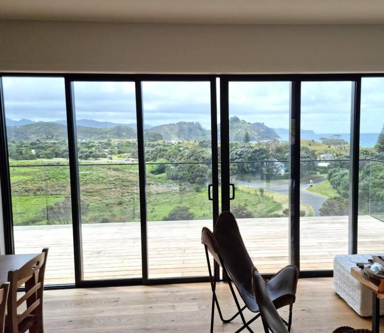 Xspot Medlands Beach House - Ocean Views - Short Stroll To The Beach Buitenkant foto