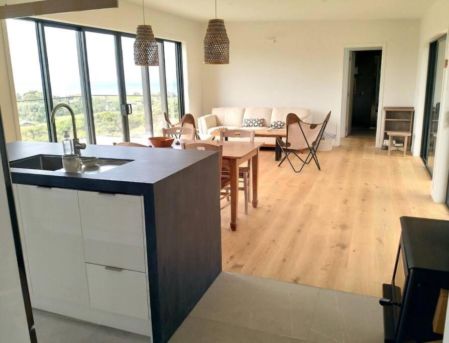 Xspot Medlands Beach House - Ocean Views - Short Stroll To The Beach Buitenkant foto
